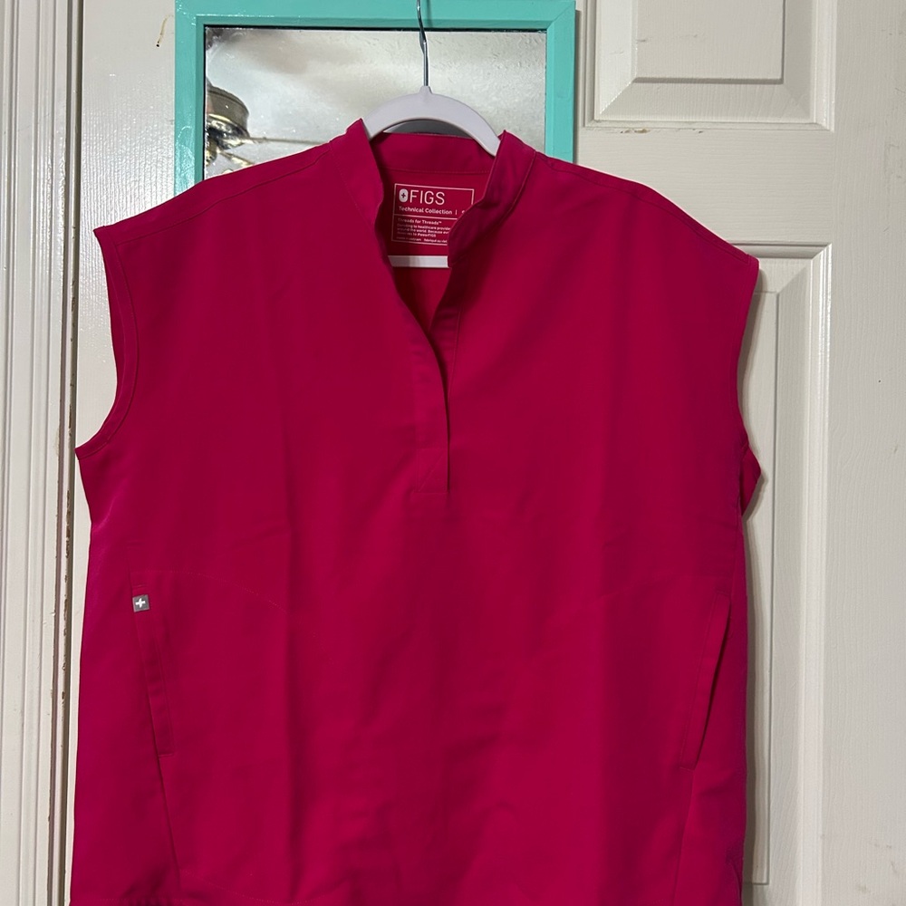 Figs ultra rose, Rafaela Oversized Scrub Top